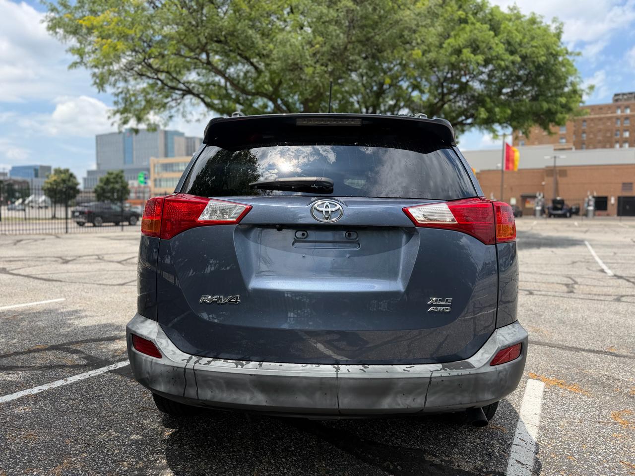 Toyota RAV4 XLE AWD 2014