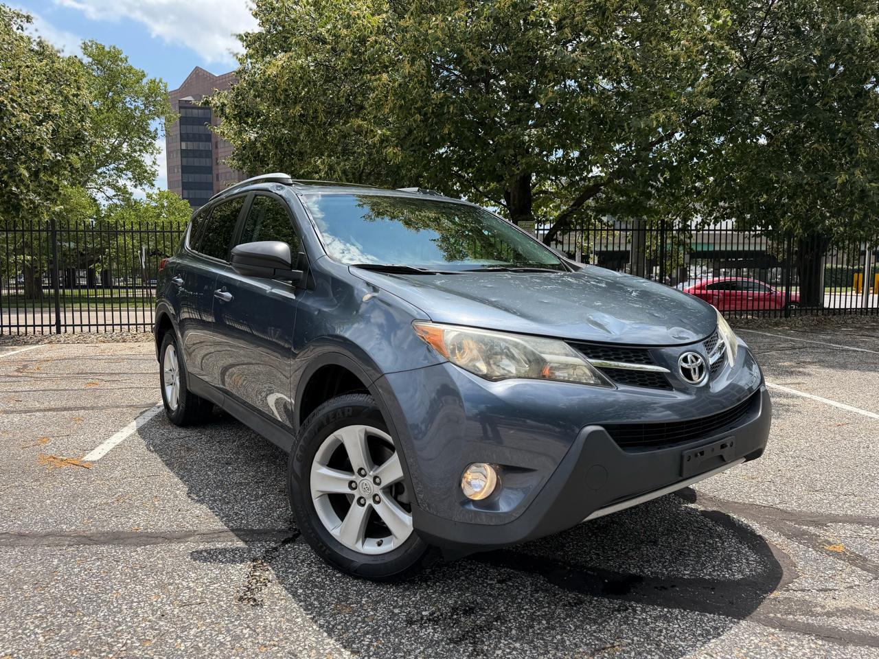 Toyota RAV4 XLE AWD 2014