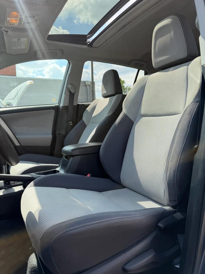 Toyota RAV4 XLE AWD 2014