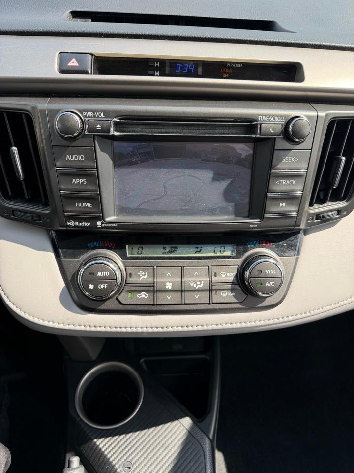 Toyota RAV4 XLE AWD 2014
