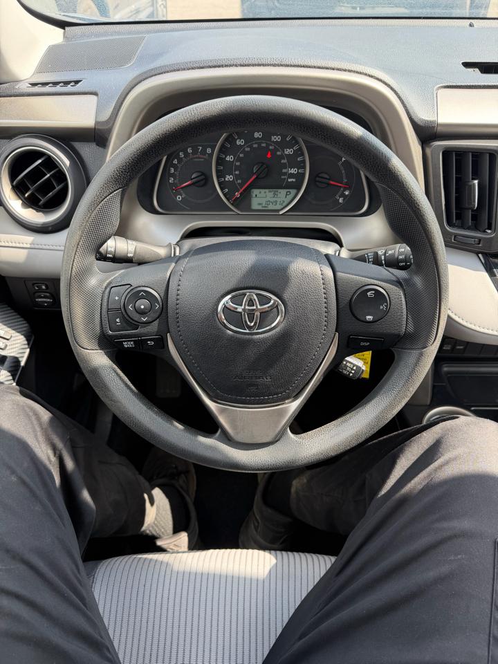 Toyota RAV4 XLE AWD 2014