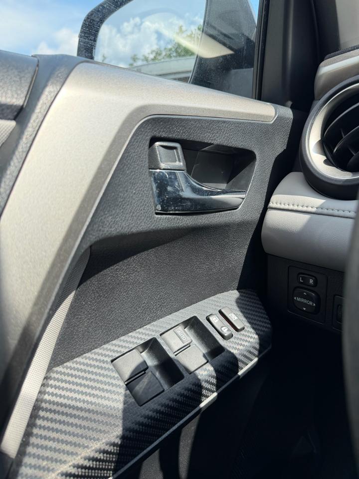 Toyota RAV4 XLE AWD 2014