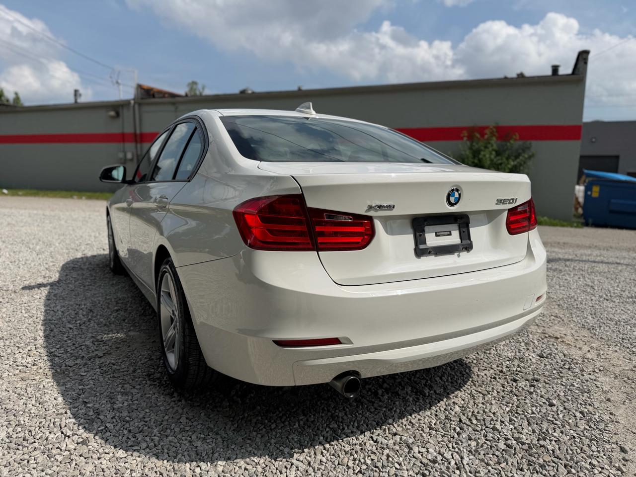 BMW 3-Series 320i xDrive 2015