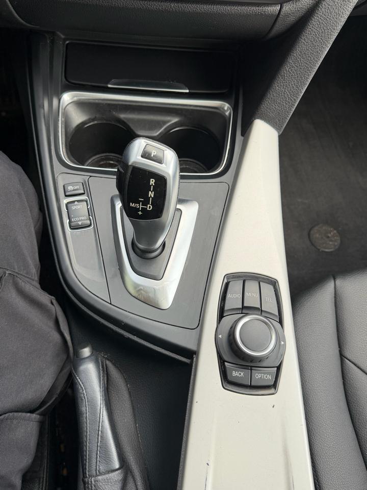 BMW 3-Series 320i xDrive 2015
