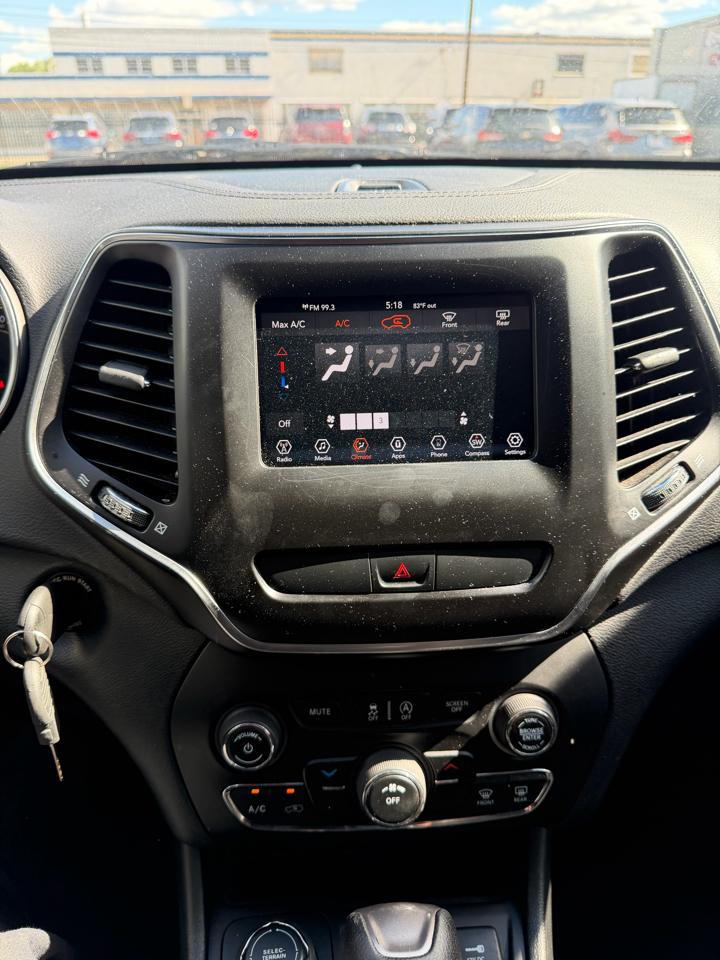 Jeep Cherokee Latitude 4WD 2019