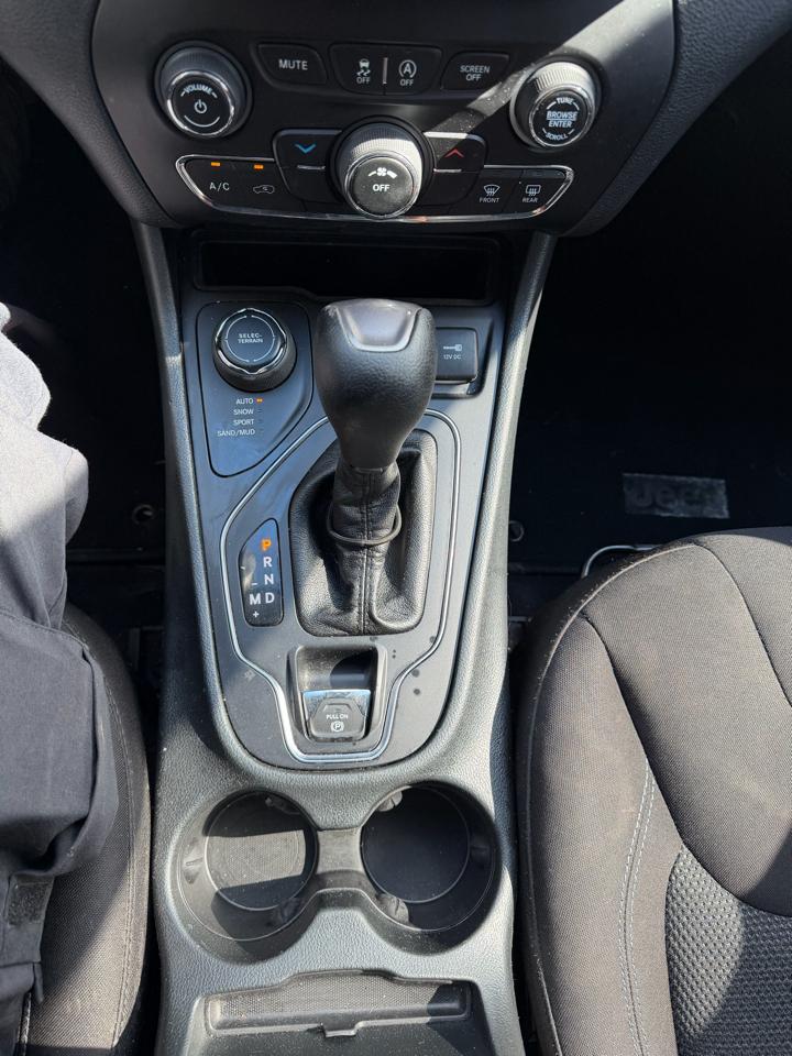 Jeep Cherokee Latitude 4WD 2019