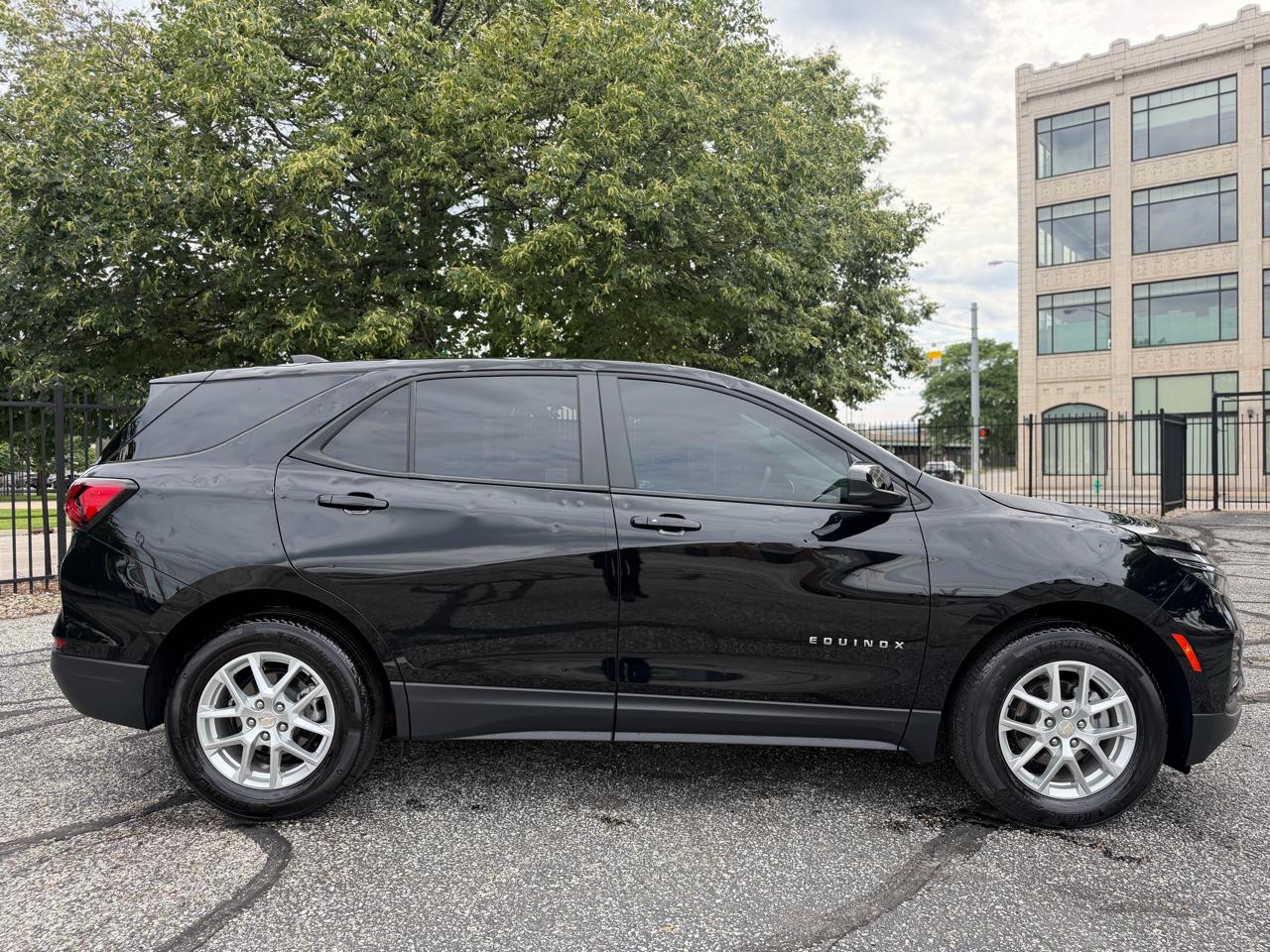 Chevrolet Equinox LS 2WD 2024