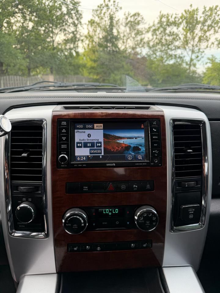 Dodge 2500 Laramie Crew Cab LWB 4WD 2011