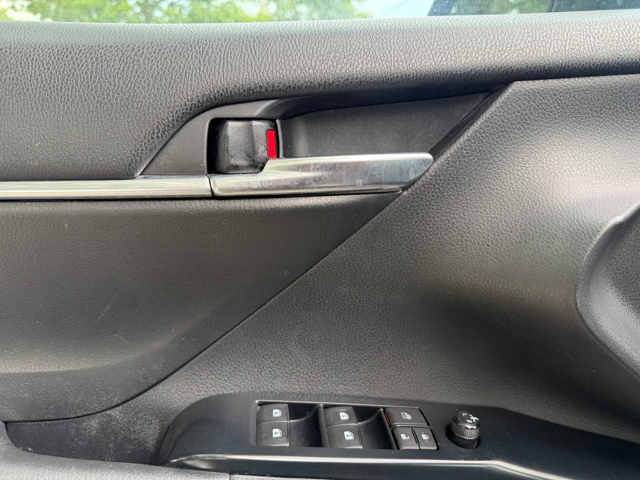 Toyota Camry L 2019