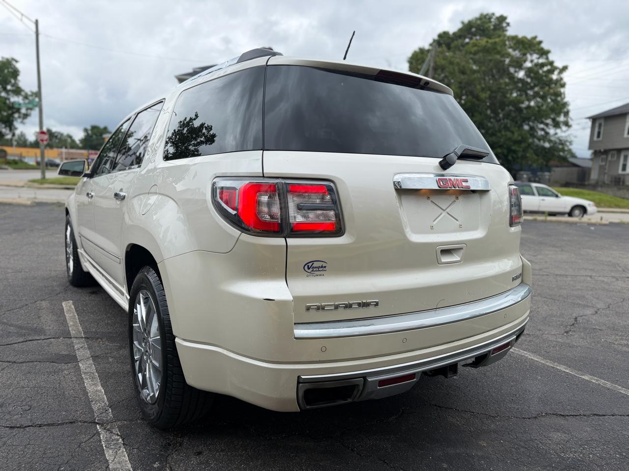 GMC Acadia  2014