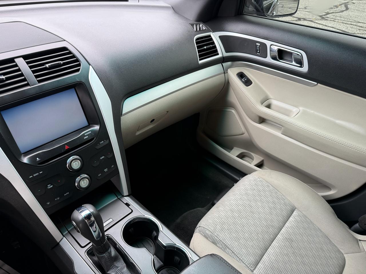Ford Explorer XLT FWD 2015