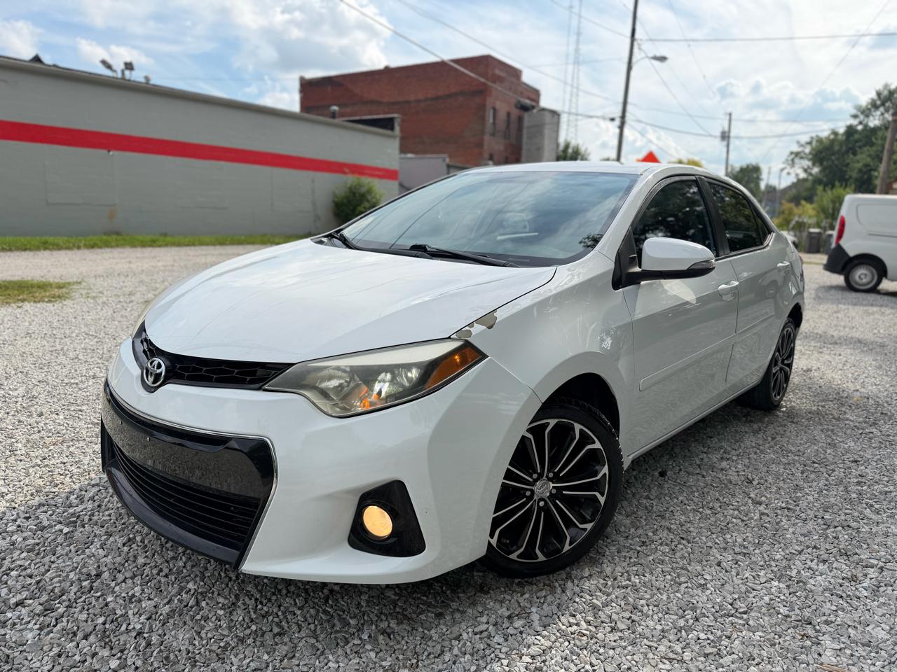 Toyota Corolla LE CVT 2015
