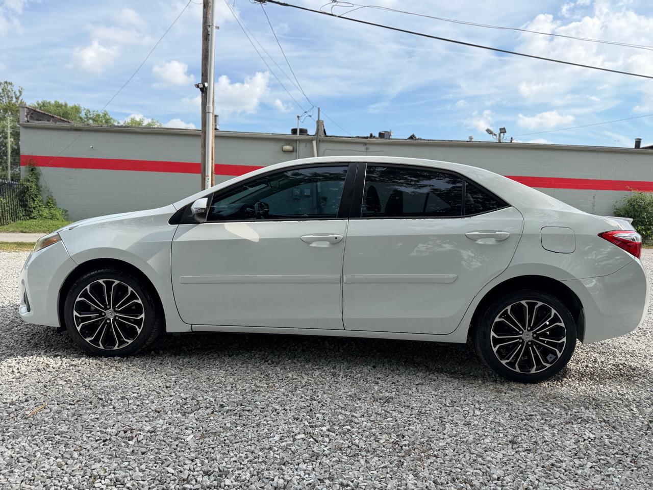 Toyota Corolla LE CVT 2015