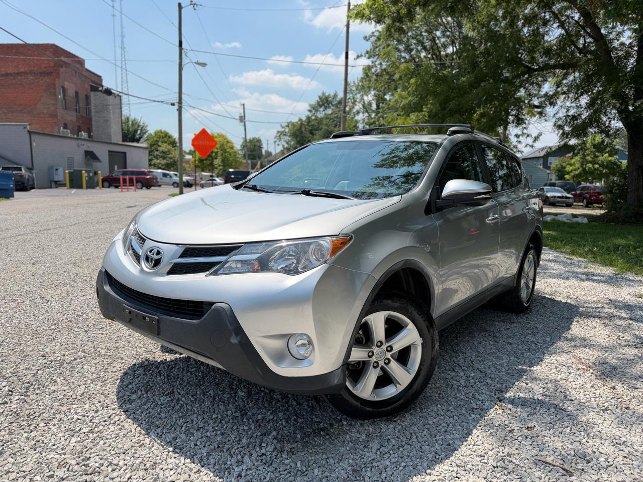 Toyota RAV4 XLE AWD 2013
