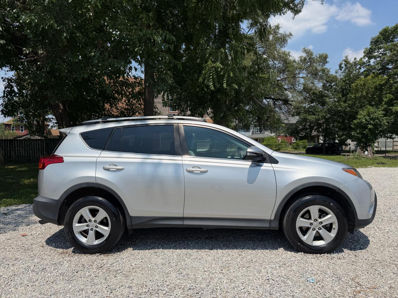 Toyota RAV4 XLE AWD 2013
