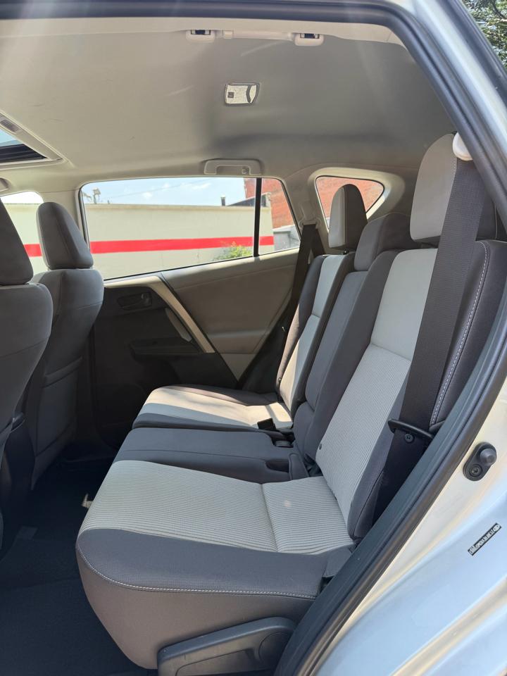 Toyota RAV4 XLE AWD 2013