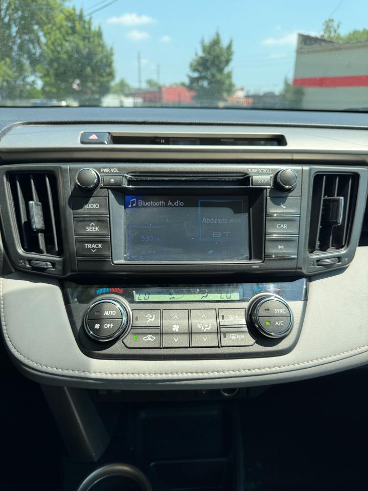 Toyota RAV4 XLE AWD 2013