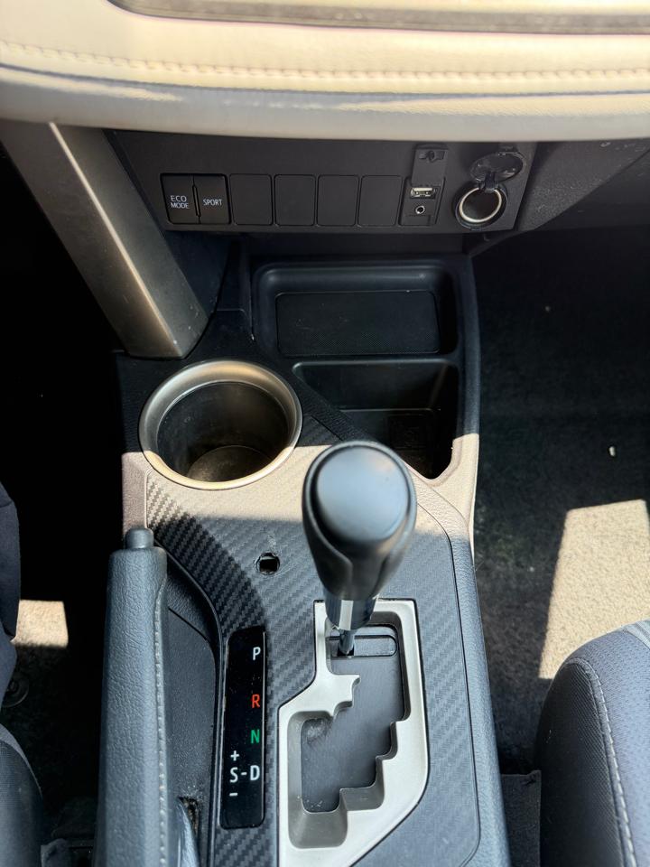 Toyota RAV4 XLE AWD 2013