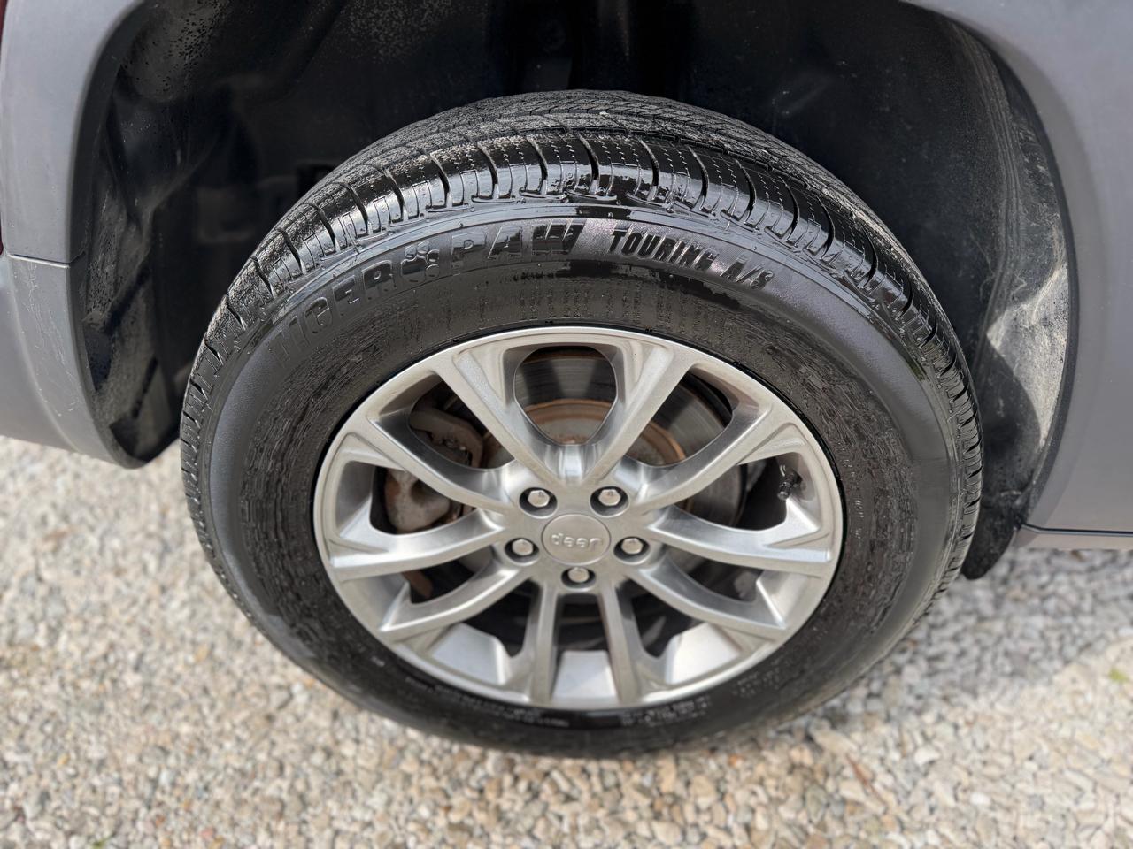 Jeep Cherokee Latitude Plus 4WD 2019