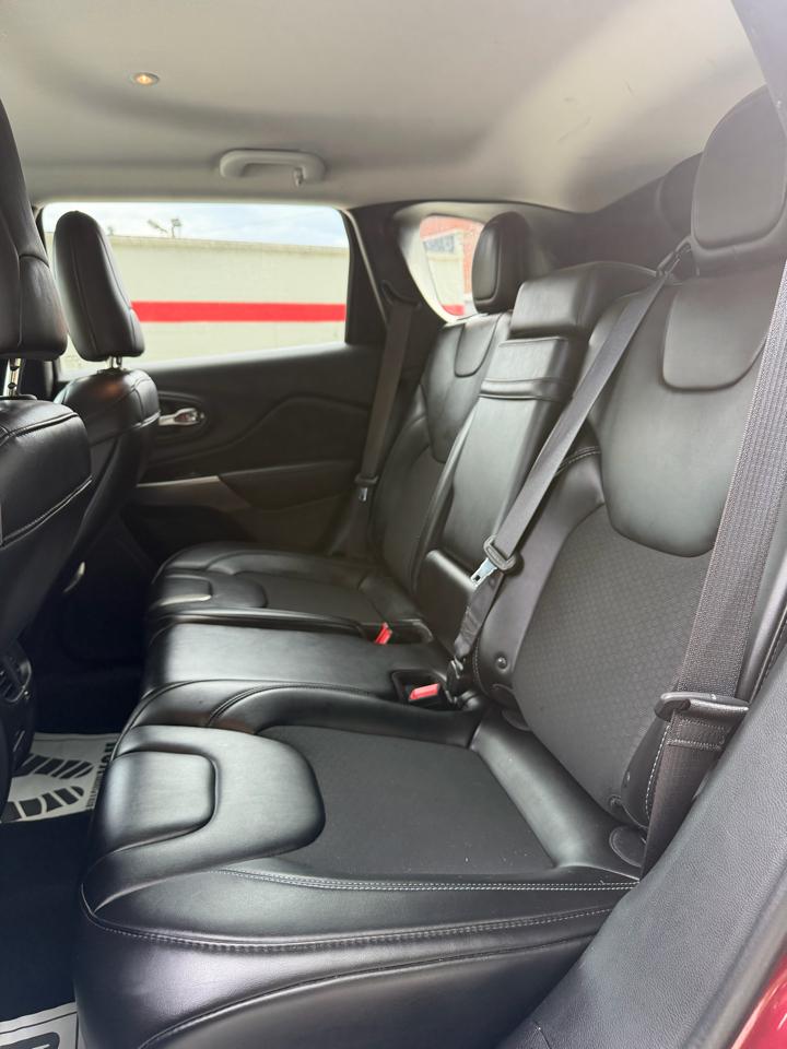 Jeep Cherokee Latitude Plus 4WD 2019
