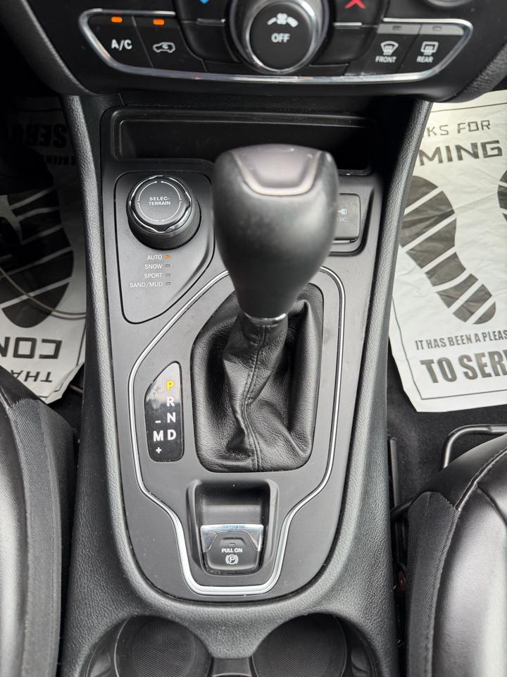 Jeep Cherokee Latitude Plus 4WD 2019