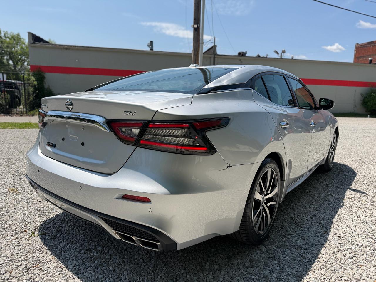 Nissan Maxima  2022