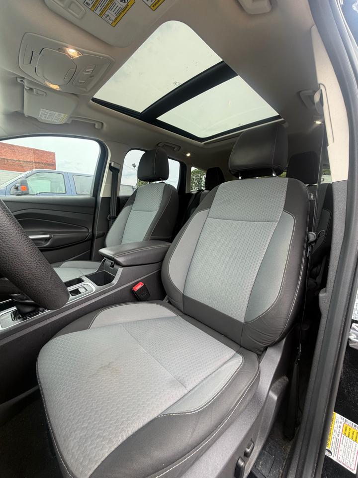 Ford Escape SE FWD 2017