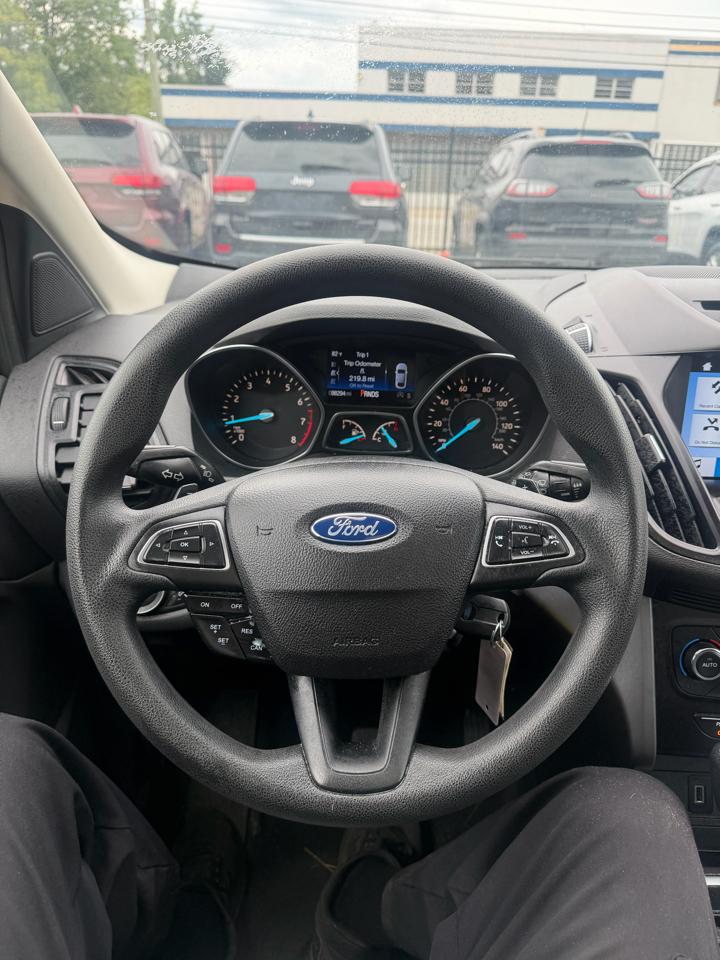 Ford Escape SE FWD 2017