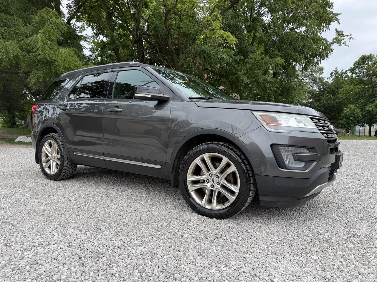 Ford Explorer XLT 4WD 2016