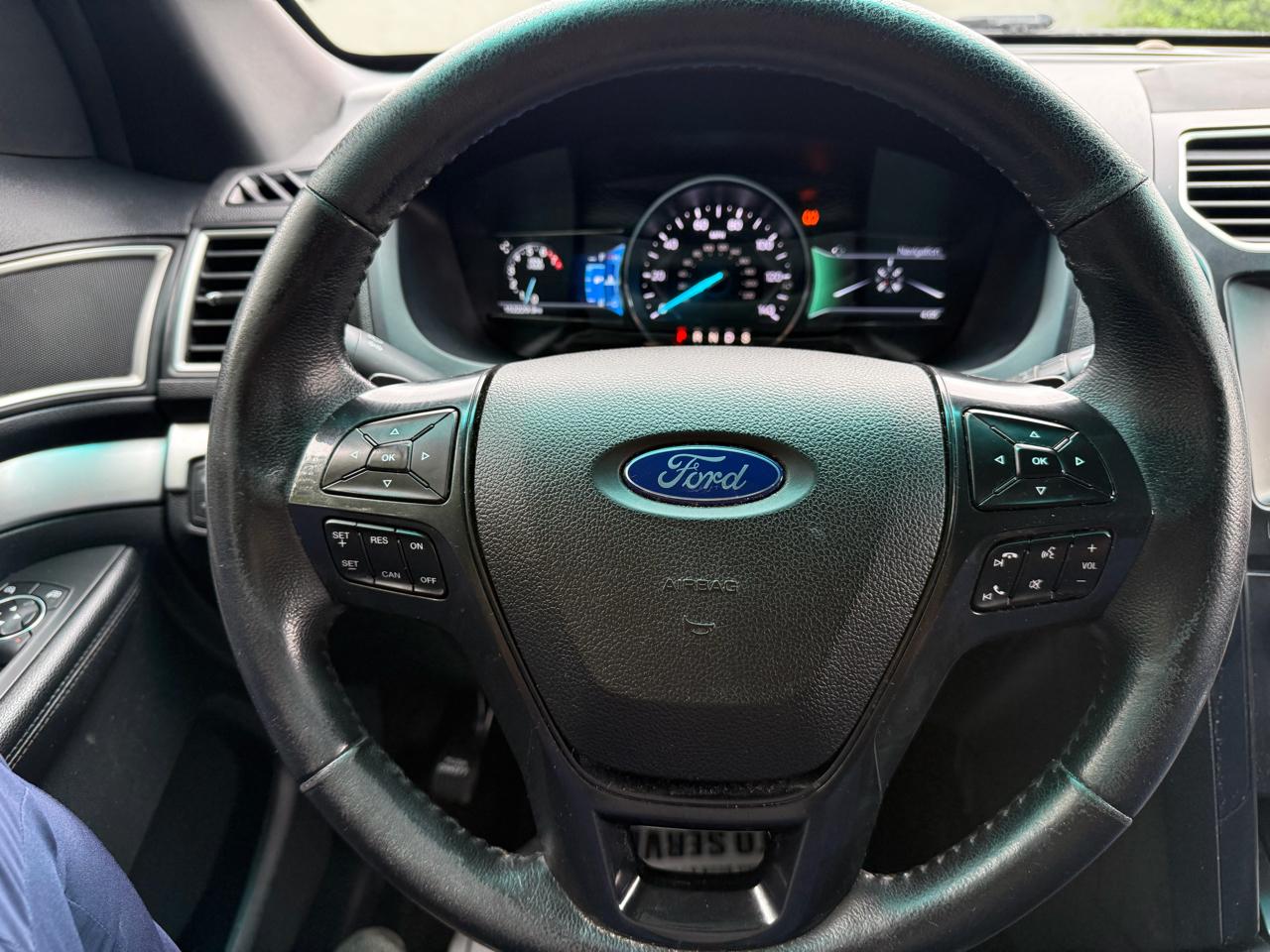 Ford Explorer XLT 4WD 2016
