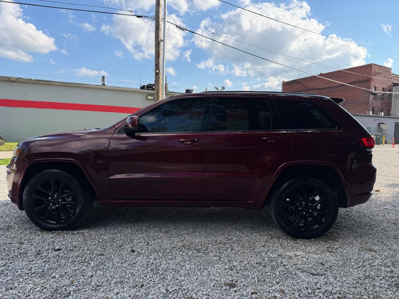 Jeep Grand Cherokee Laredo 4WD 2018