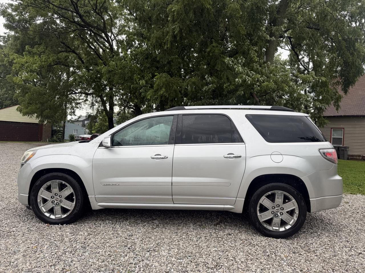 GMC Acadia Denali AWD 2013