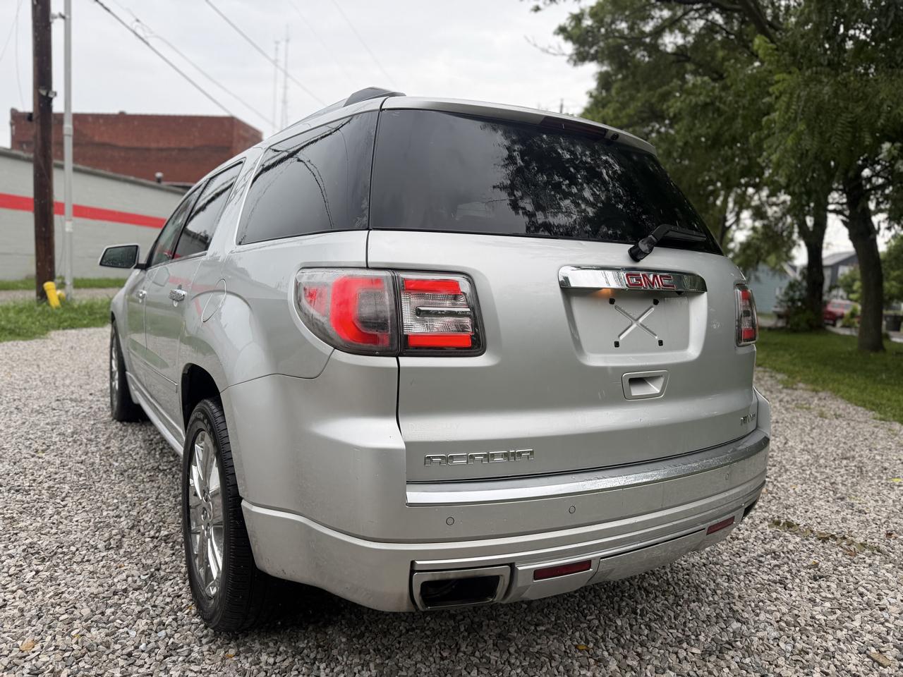 GMC Acadia Denali AWD 2013