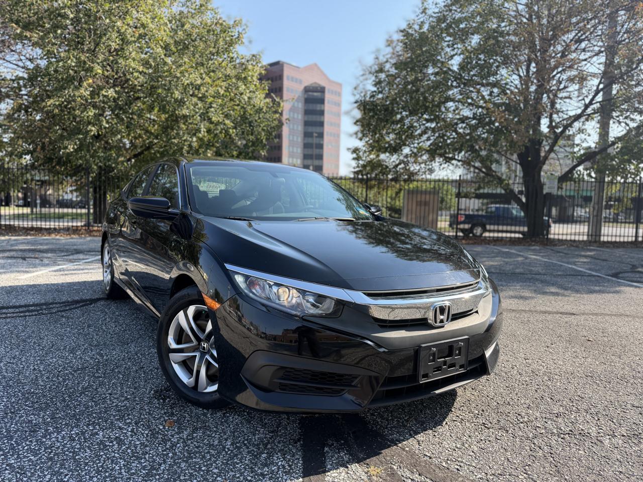Honda Civic LX Sedan CVT 2018