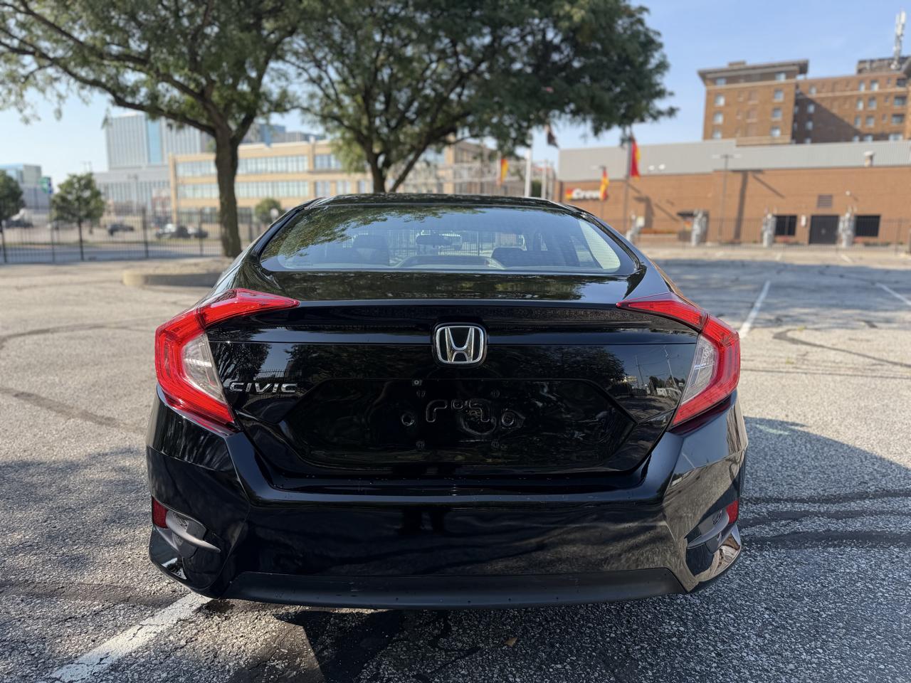 Honda Civic LX Sedan CVT 2018