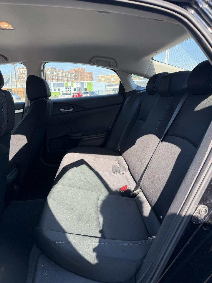 Honda Civic LX Sedan CVT 2018