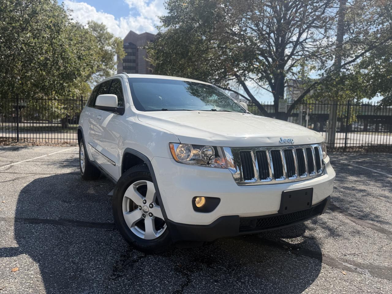 Jeep Grand Cherokee Laredo 4WD 2012