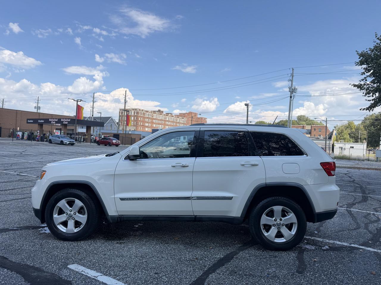 Jeep Grand Cherokee Laredo 4WD 2012