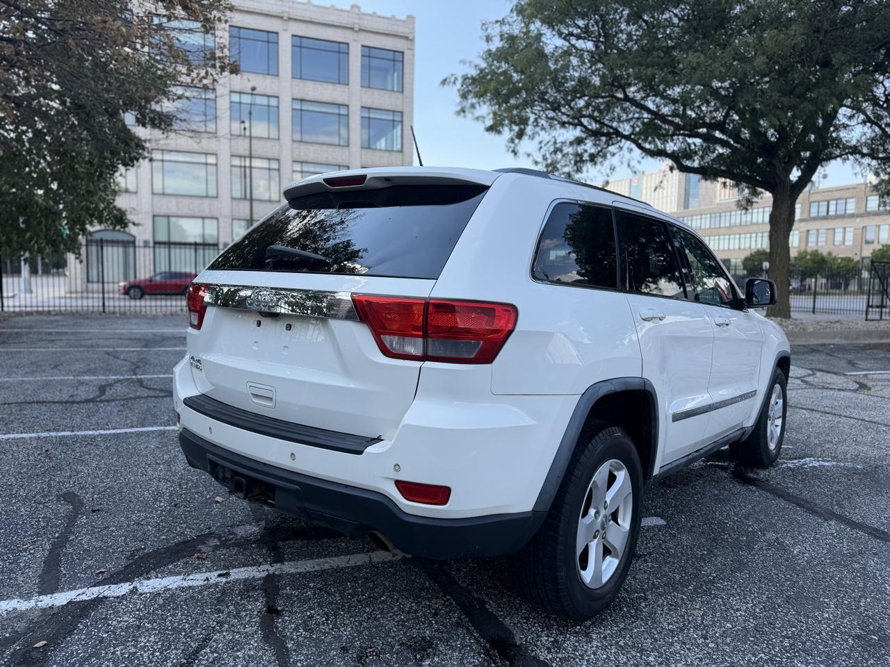Jeep Grand Cherokee Laredo 4WD 2012