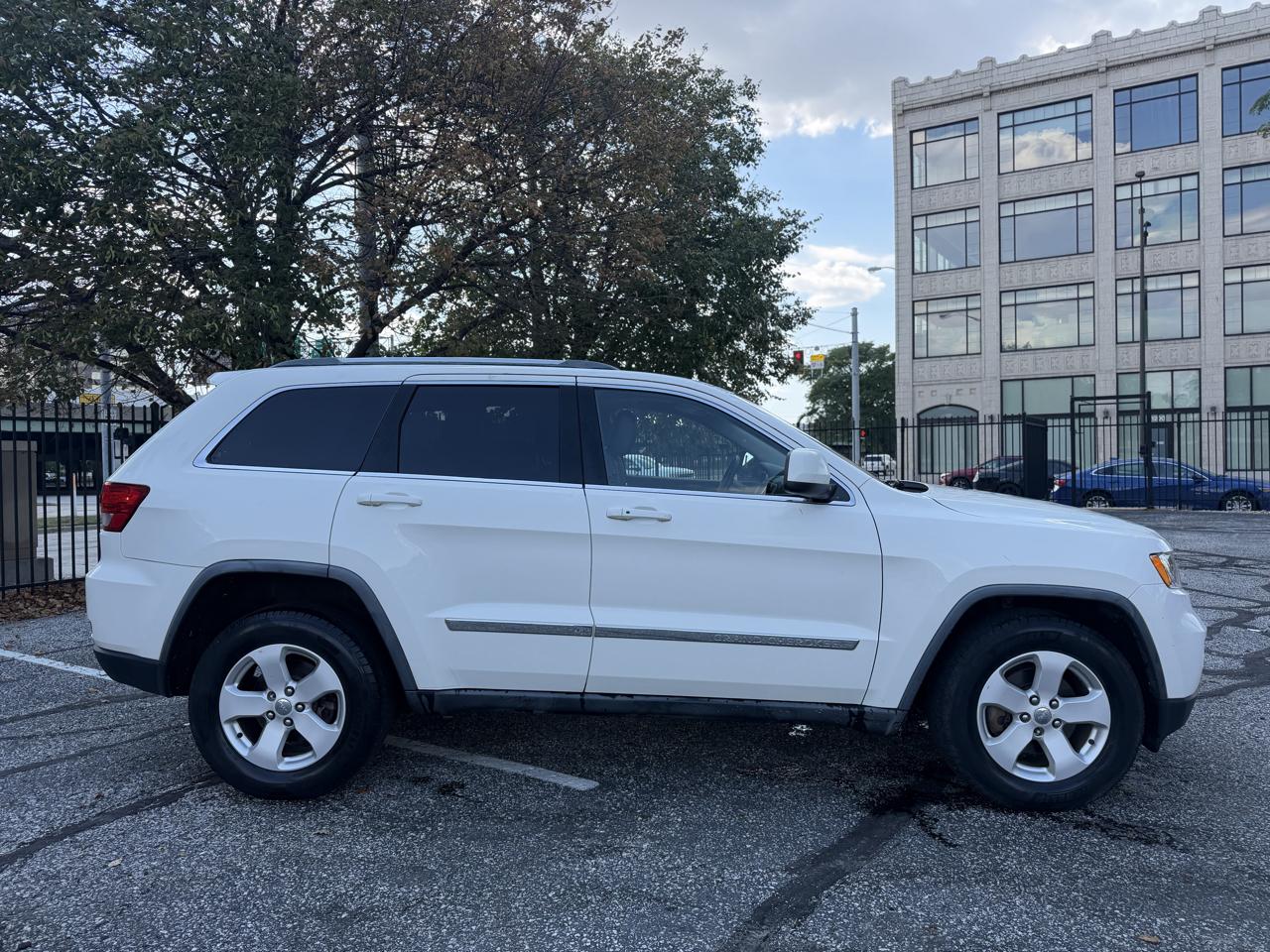 Jeep Grand Cherokee Laredo 4WD 2012