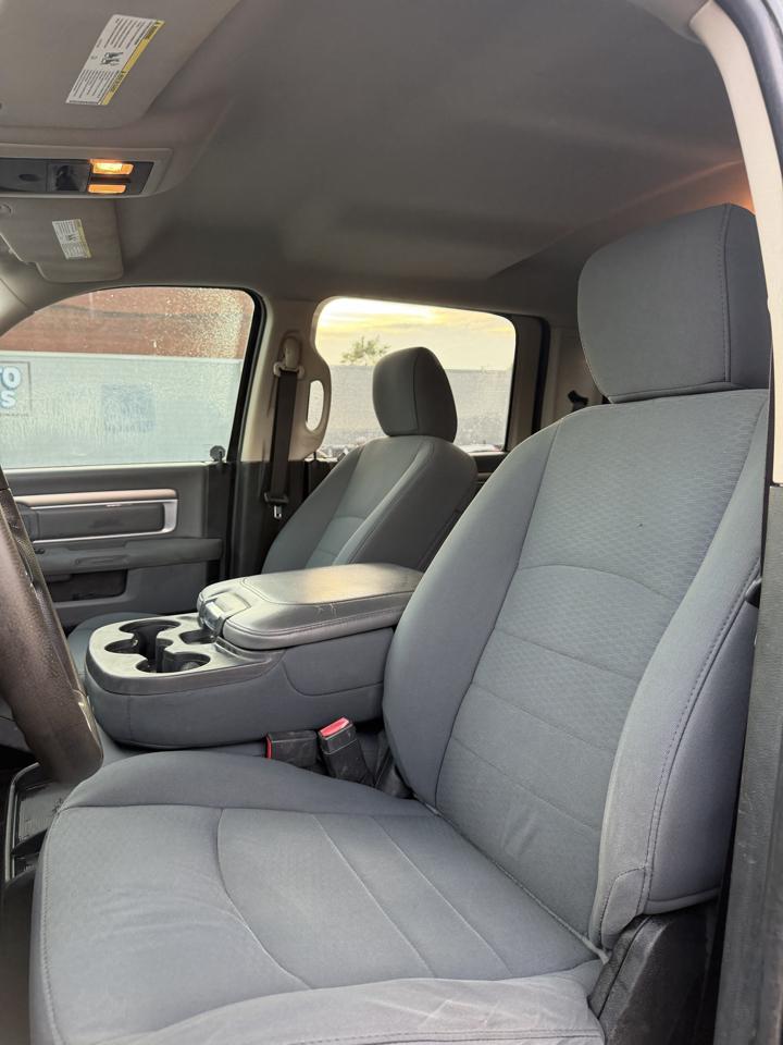 RAM 1500 SLT Crew Cab SWB 4WD 2013