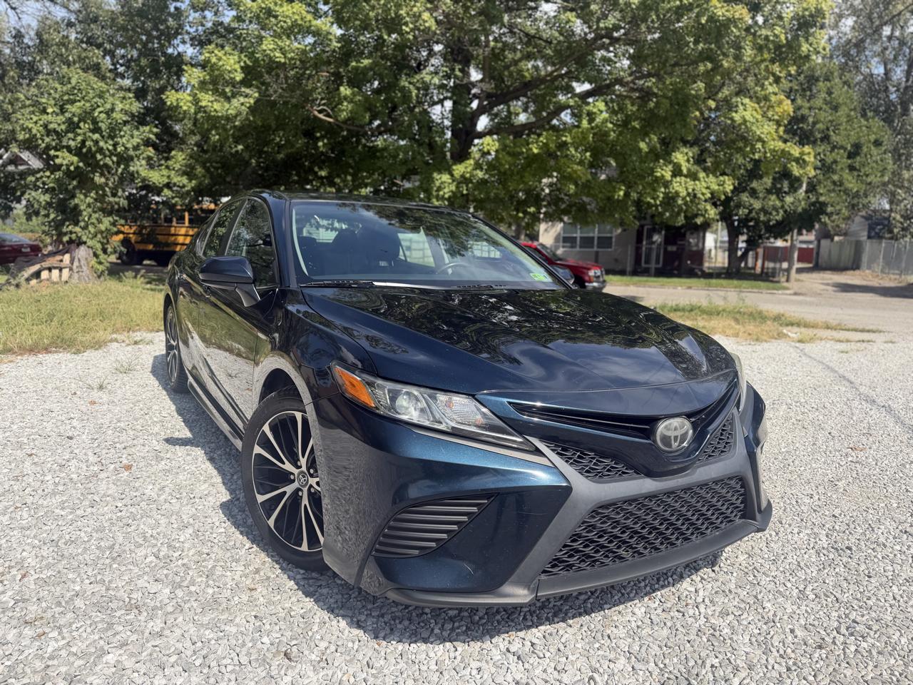 Toyota Camry L 2019