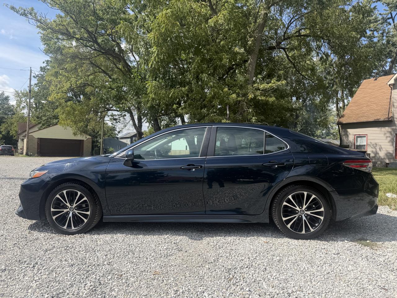 Toyota Camry L 2019
