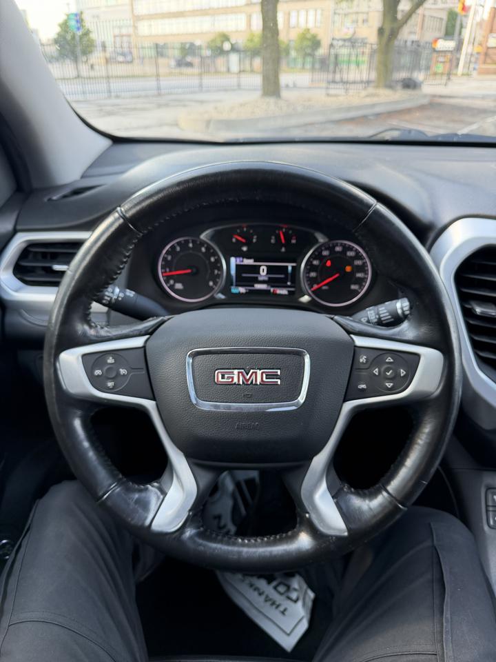 GMC Acadia SLT-1 FWD 2017