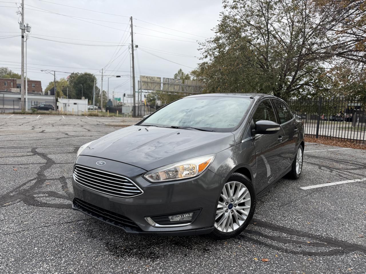 Ford Focus Titanium Sedan 2018