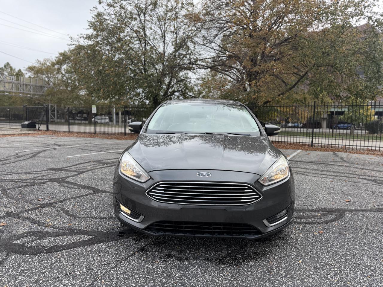 Ford Focus Titanium Sedan 2018