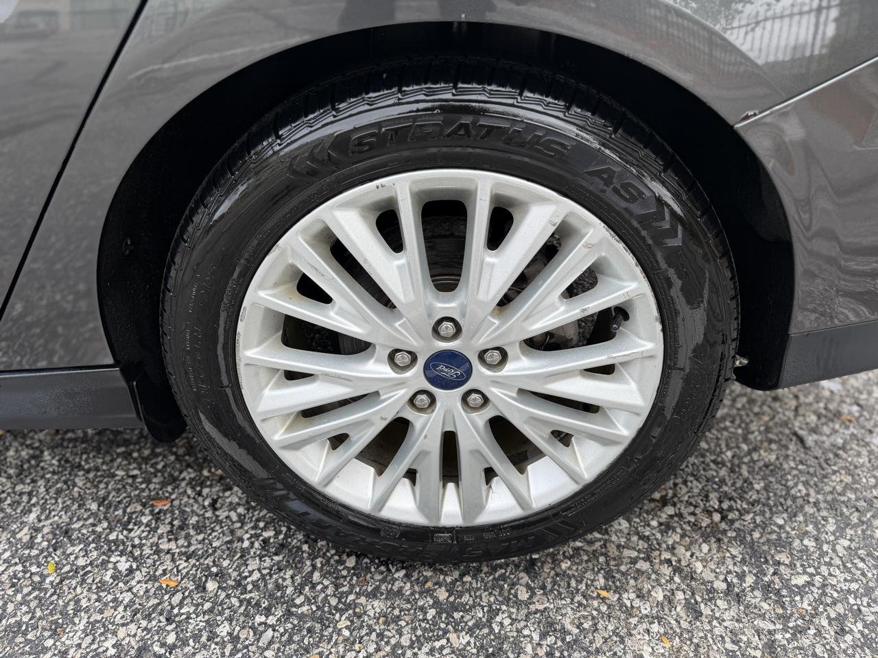 Ford Focus Titanium Sedan 2018