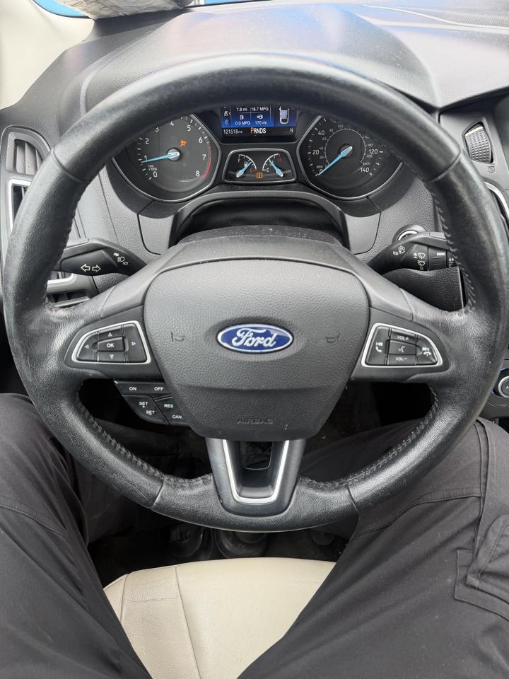 Ford Focus Titanium Sedan 2018