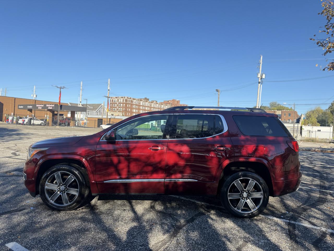 GMC Acadia Denali AWD 2017