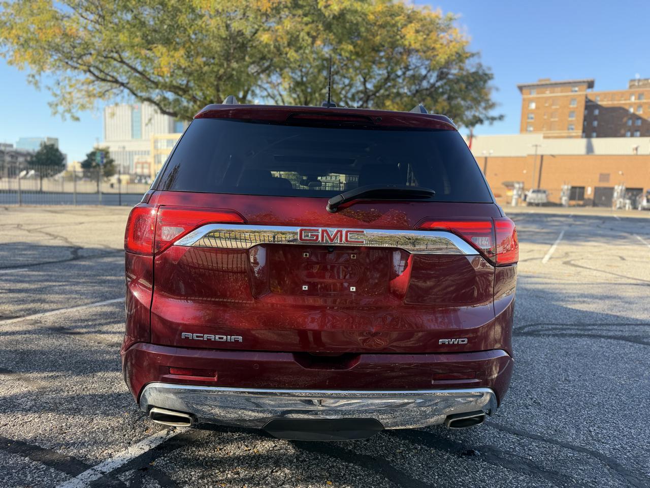GMC Acadia Denali AWD 2017